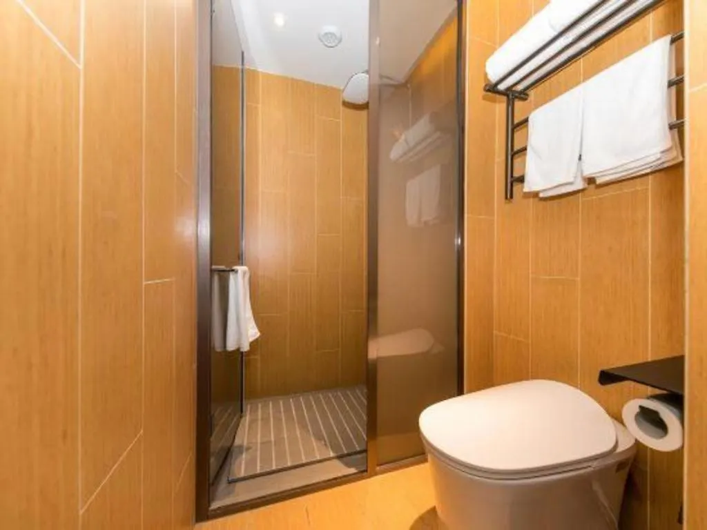 Ji Hotel Zhengzhou Garden Road Nongye Road 3*,  סין